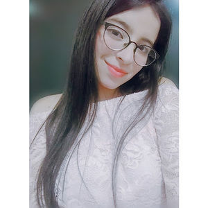 Meet your Posher, Luisa fernanda